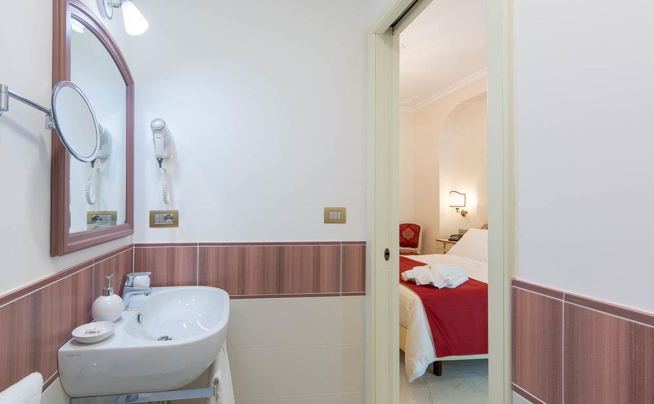 B&B Palazzo Montesanto 马奥莱 外观 照片